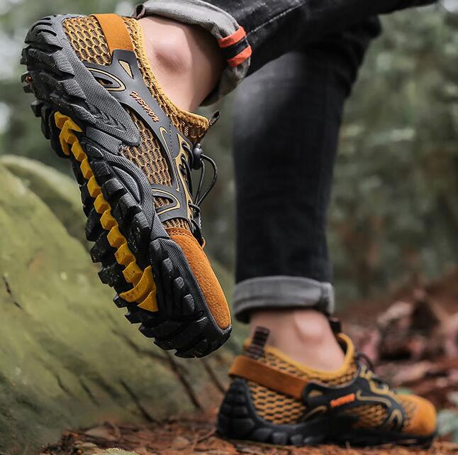 Hiking wading shoes